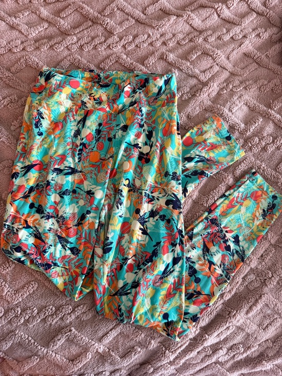LuLaRoe Pants - LuLaRoe Teal Tropical Floral Leggings